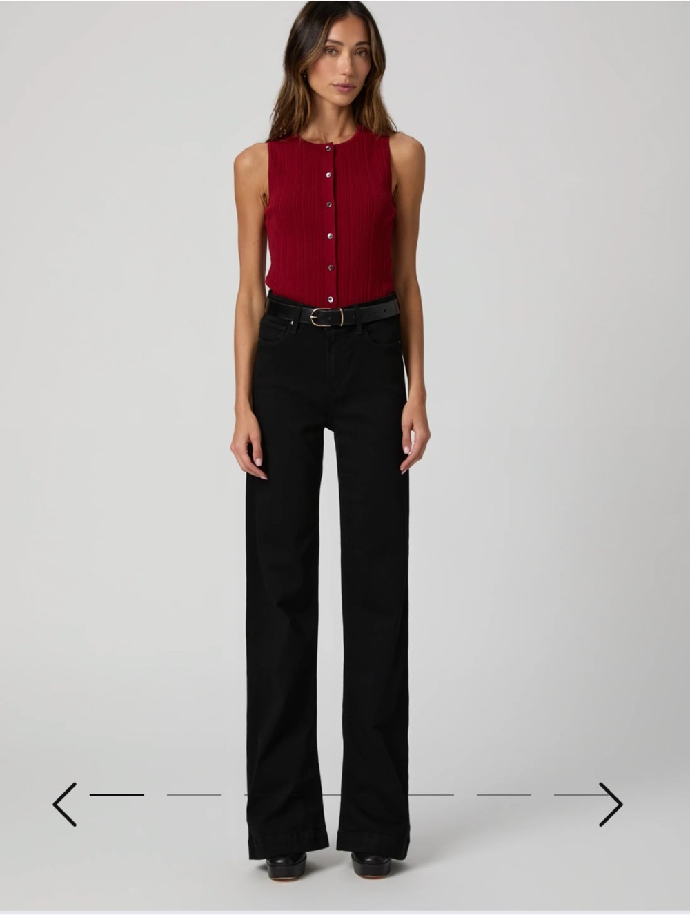 Paige Jeans Leenah cut in black size 26